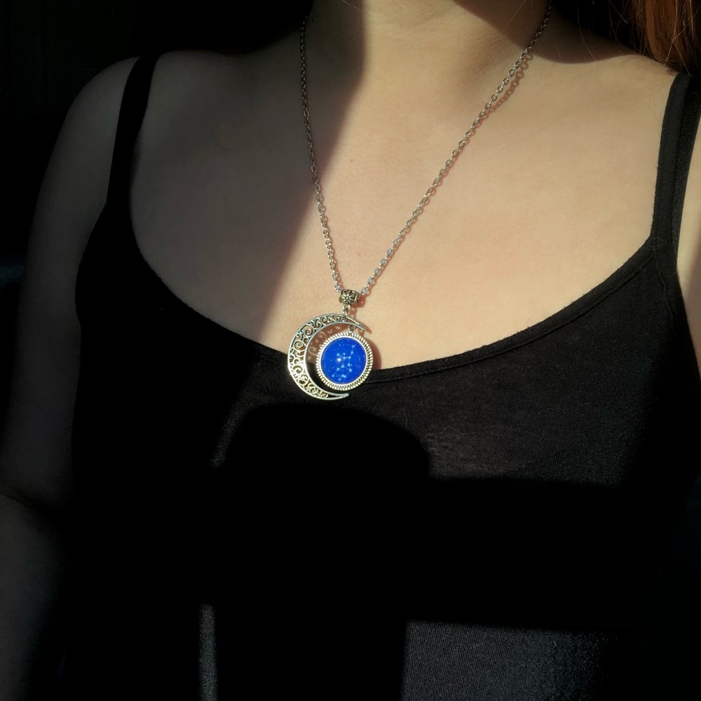 Crescent moon necklace w/ constellation 🌙